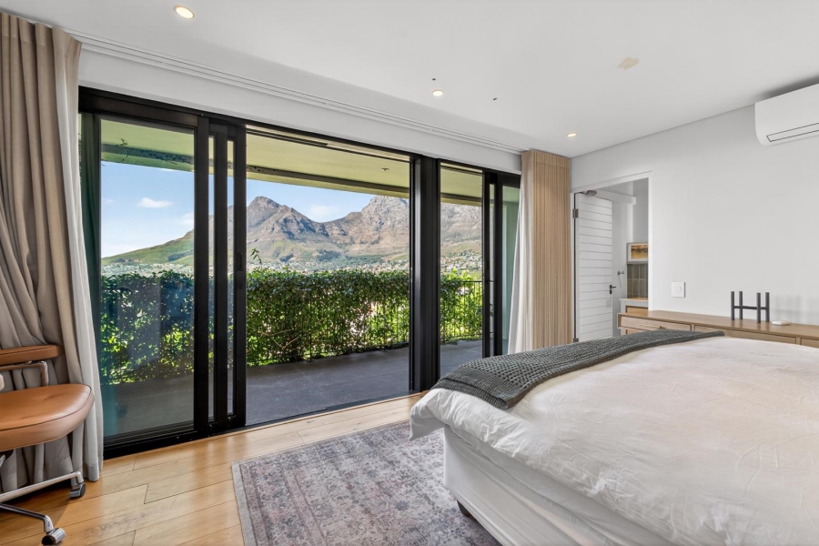 4 Bedroom Property for Sale in Tamboerskloof Western Cape